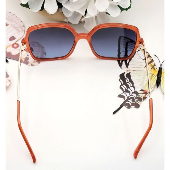NIB - Guess Orange and Blue Oversized Sunnies with Case main image 6